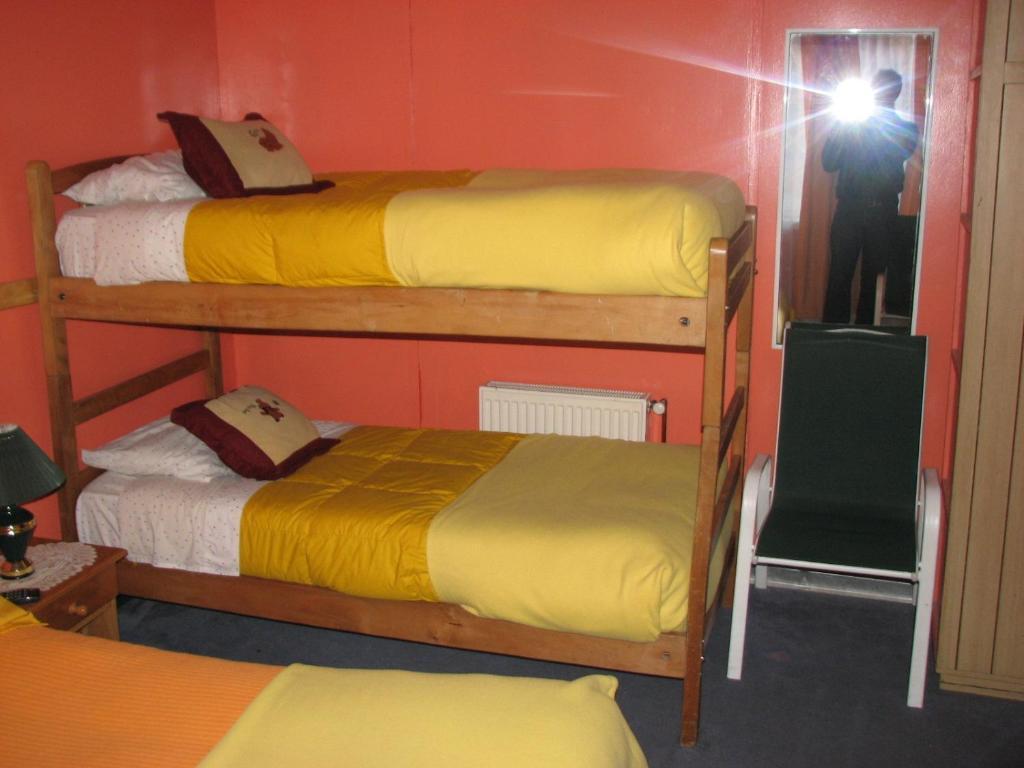 Hostal El Mirador Punta Arenas Exterior photo