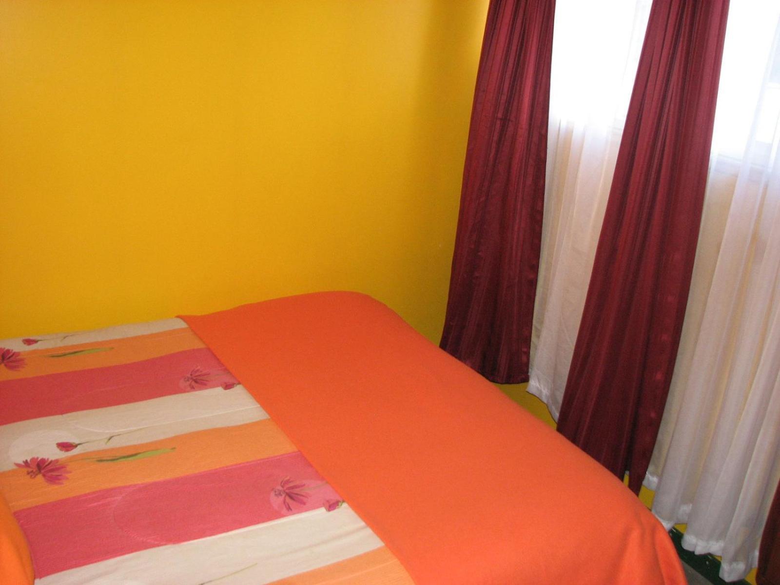 Hostal El Mirador Punta Arenas Exterior photo