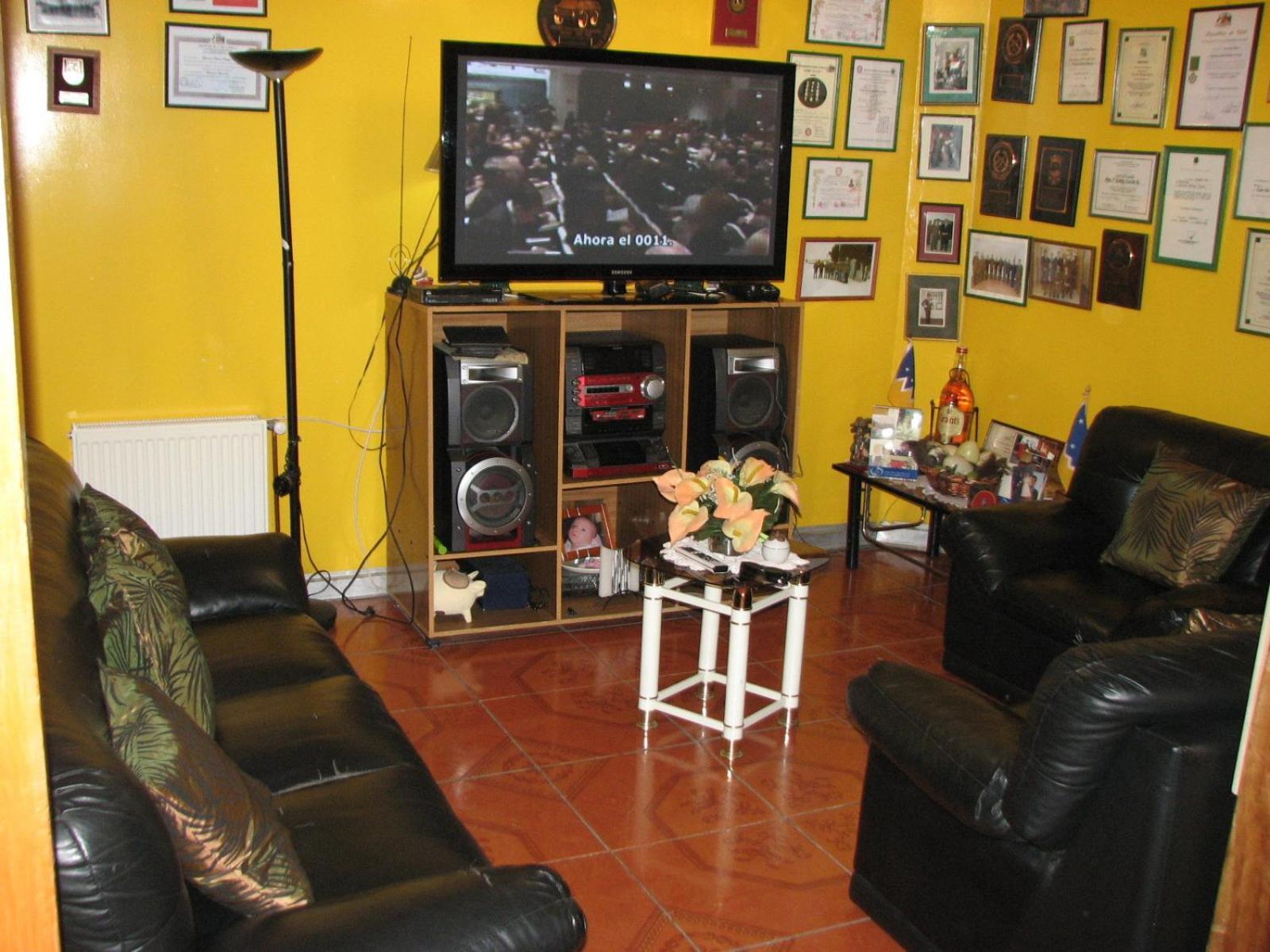 Hostal El Mirador Punta Arenas Exterior photo